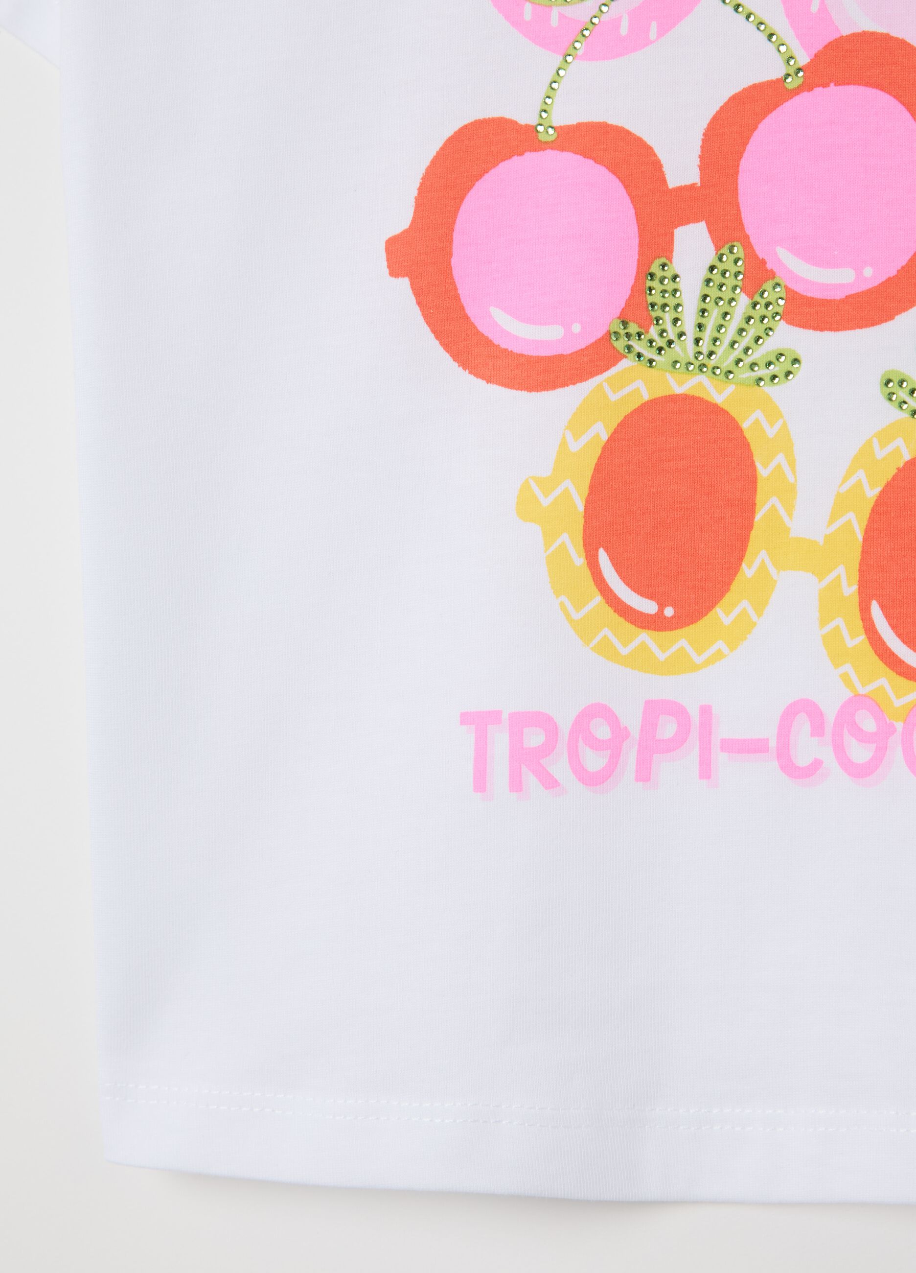 White cotton T-shirt with print