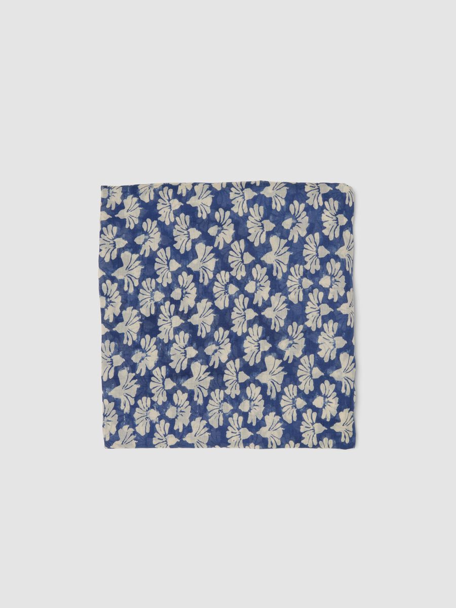 Sarong blu in puro cotone con stampa floreale_1