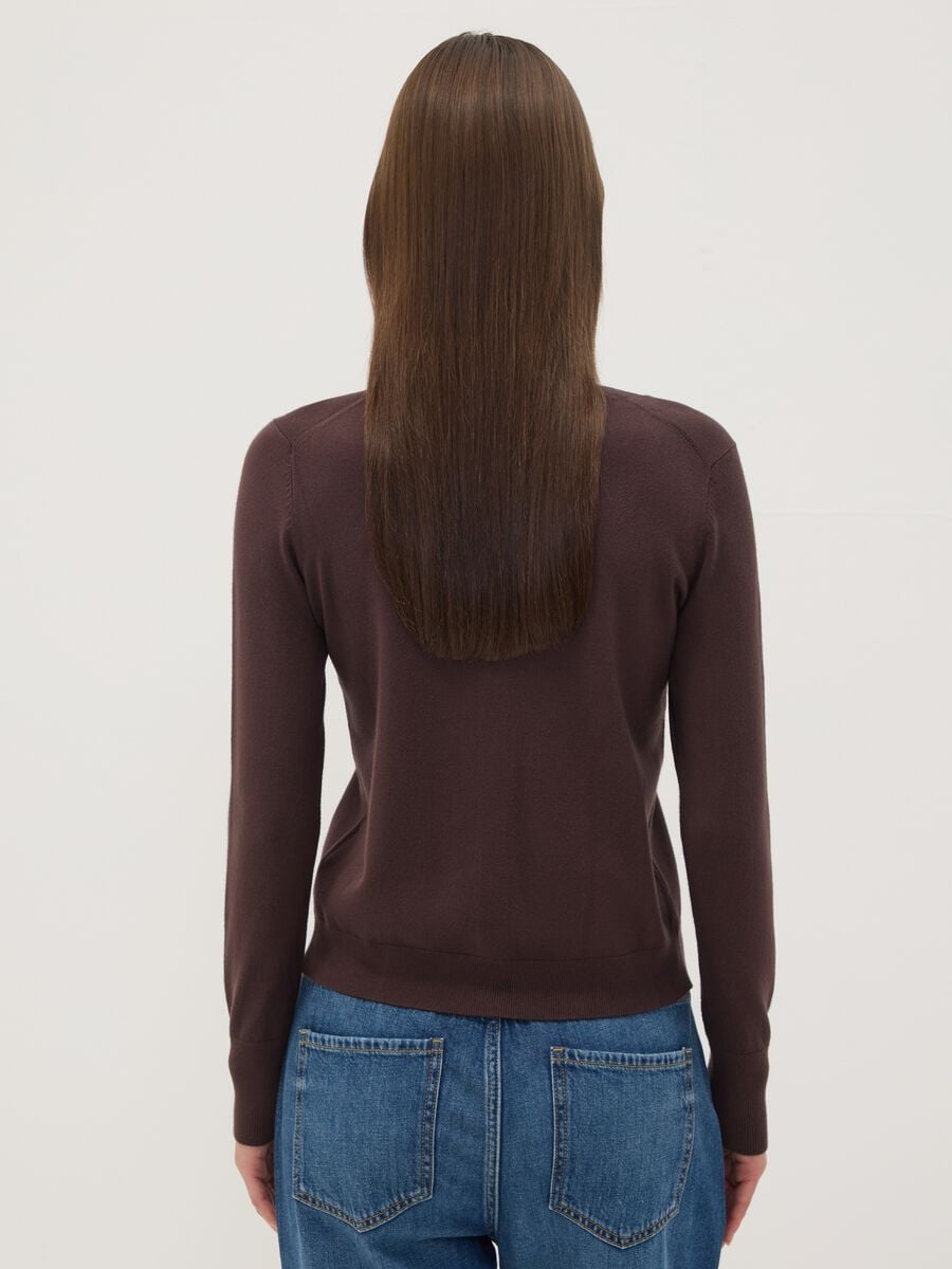 Cardigan marrone in misto viscosa a girocollo regular fit_3