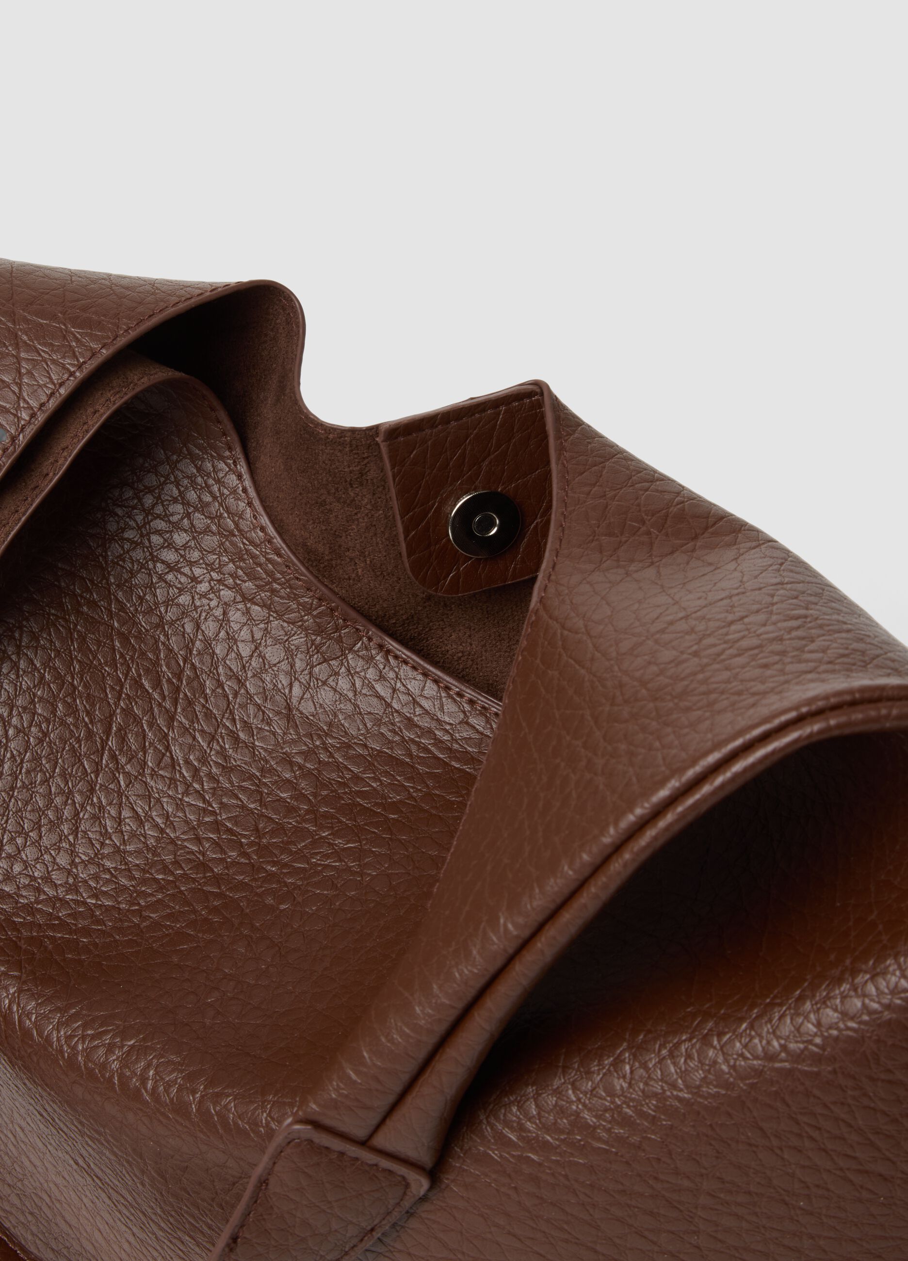 Brown hammered-effect shoulder bag with pouch