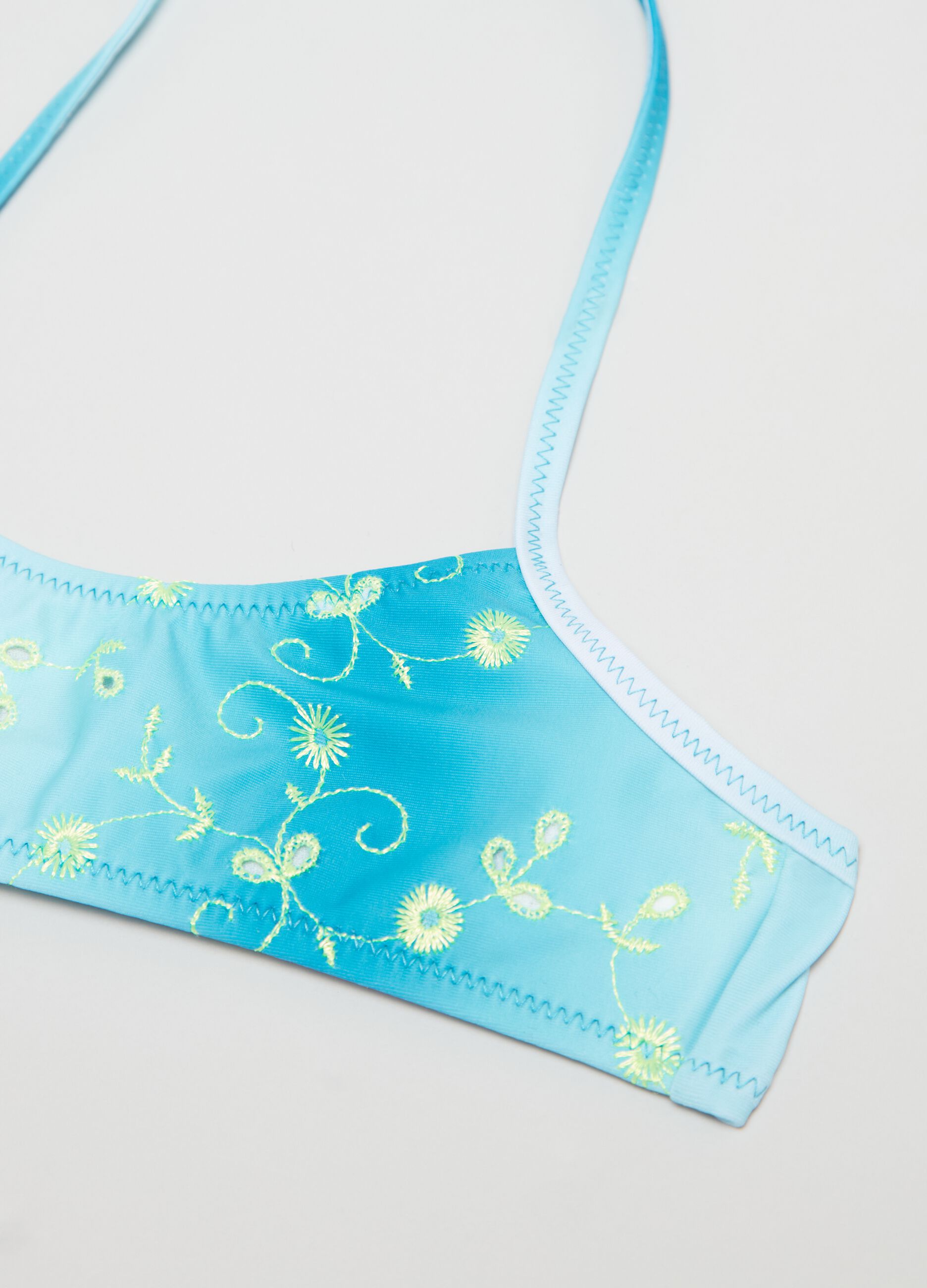 Bikini con ricamo floreale_2
