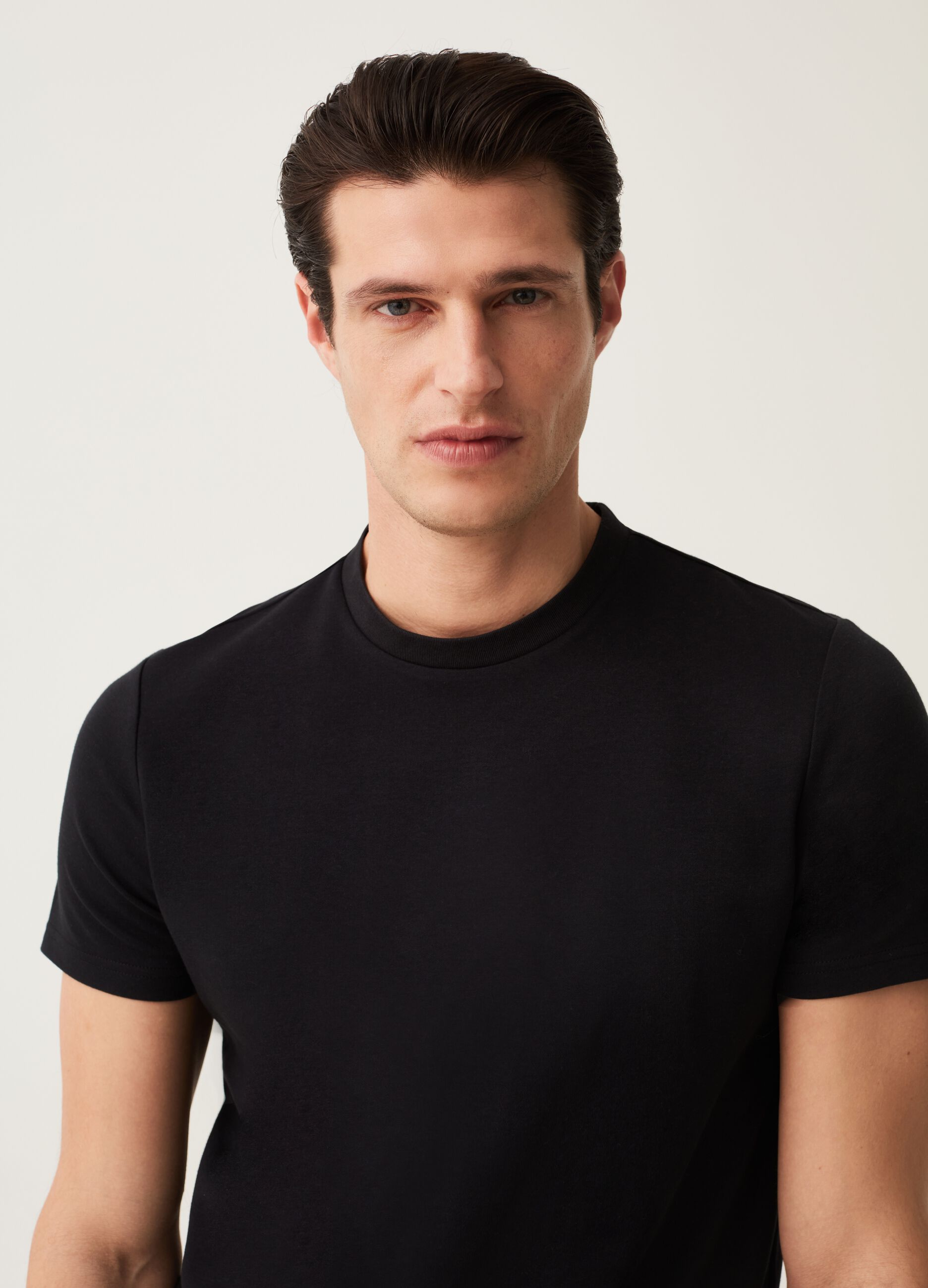 T-shirt girocollo in tessuto traspirante OVS Tech_1