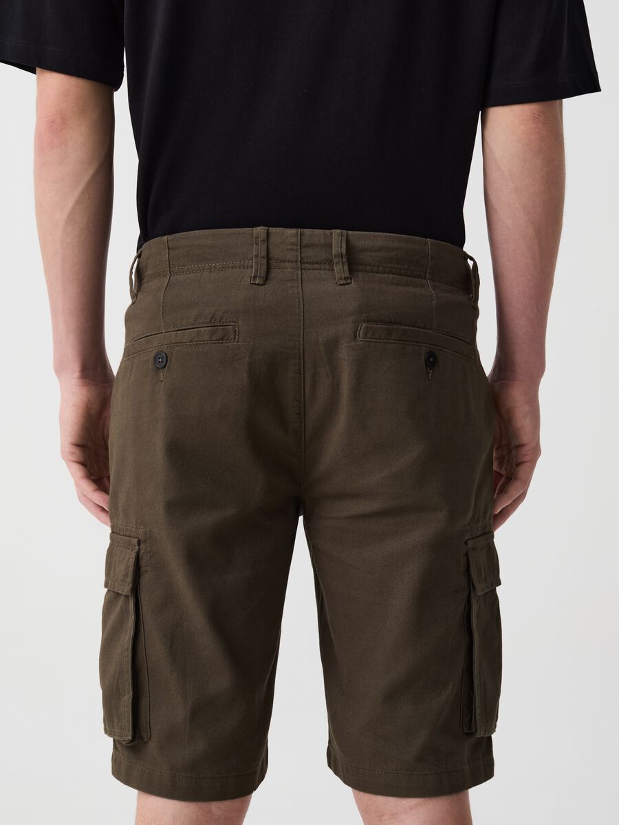 Cotton cargo Bermuda shorts_2