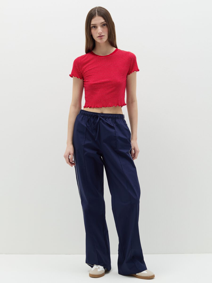 Flat-ribbed T-shirt with wavy edging_1