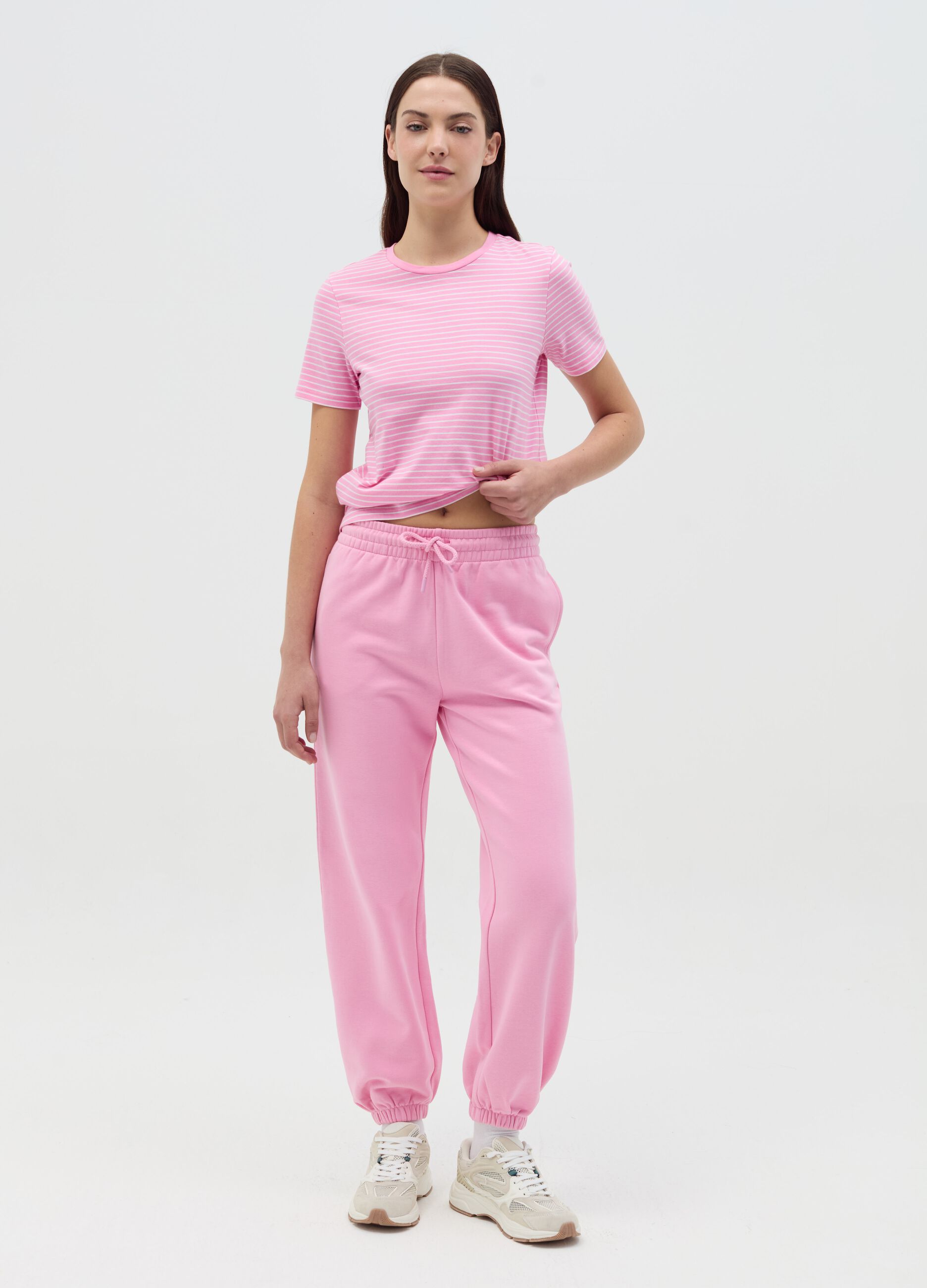 Essential cotton T-shirt with thin stripes