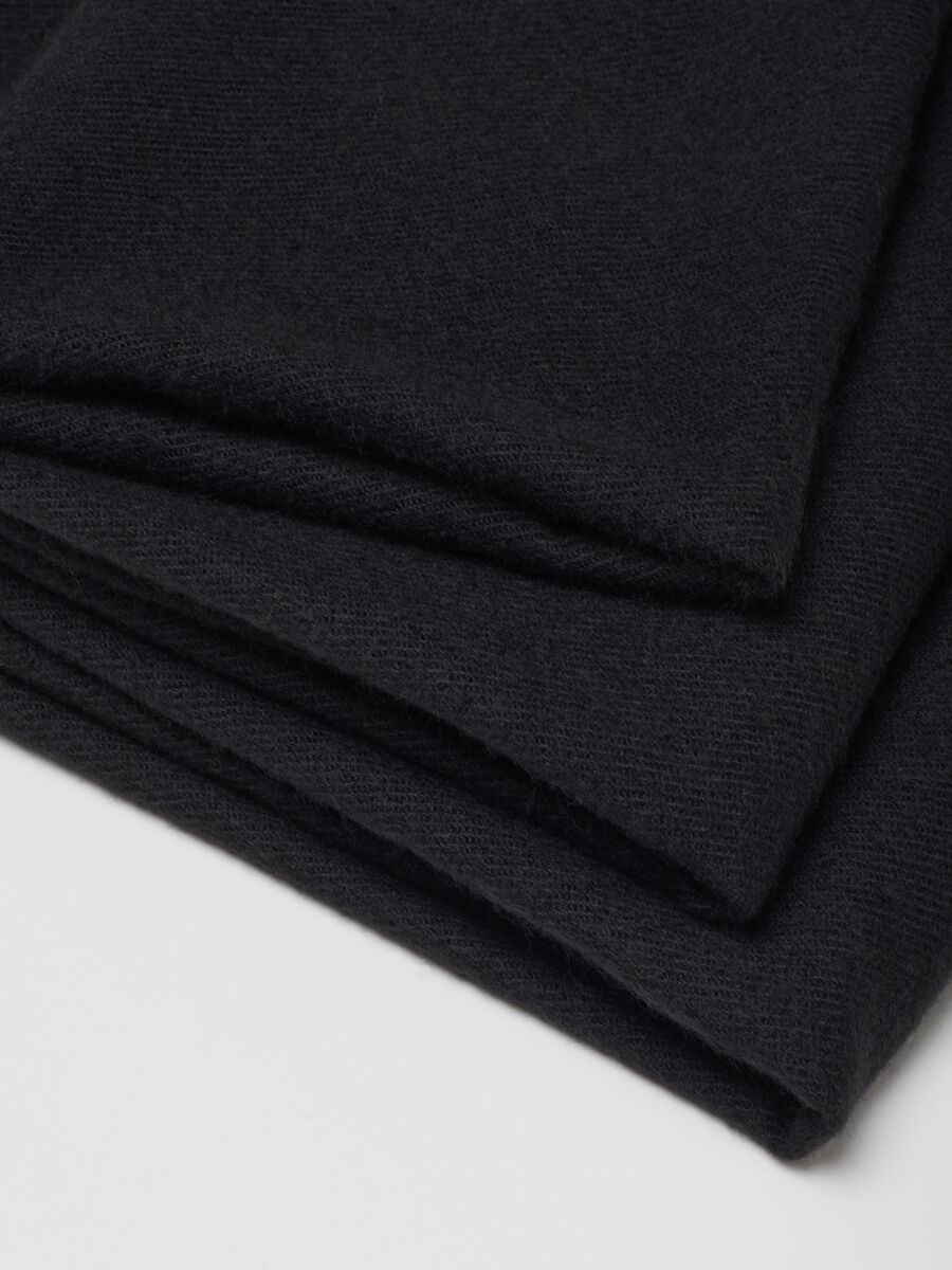 Black Scarf with Fringes_1