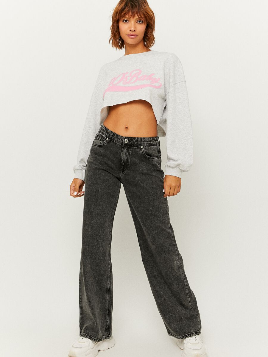 Felpa cropped con stampa lettering_0