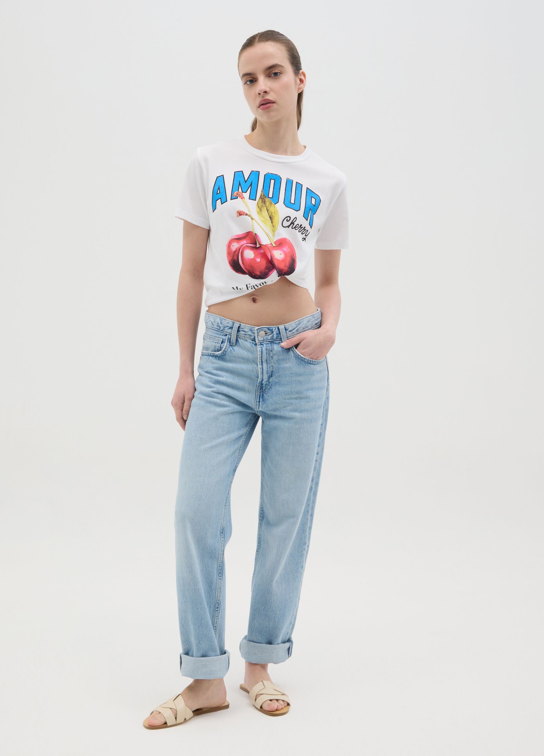 White T-shirt in cotton with "Amour Cherry" print
