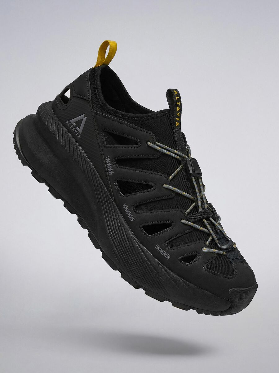 Flow-Unbound Sneakers ALTAVIA WITH DEBORAH COMPAGNONI_1