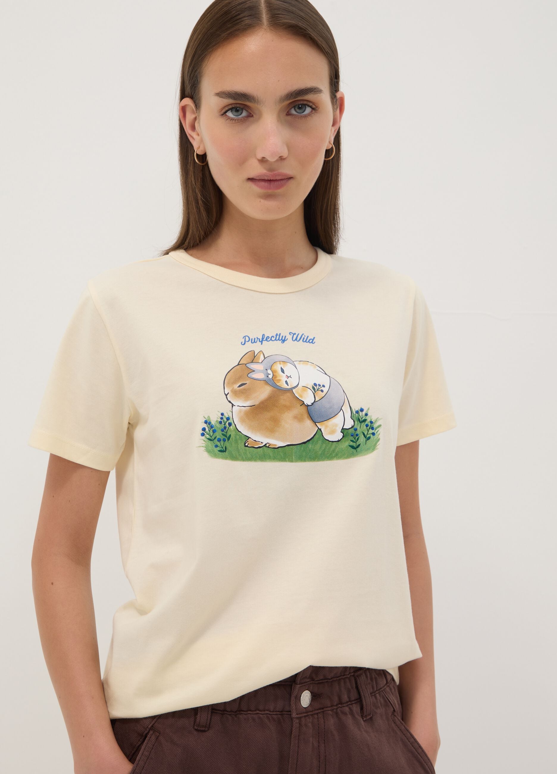 Beige pure cotton regular-fit T-shirt with cute animal print