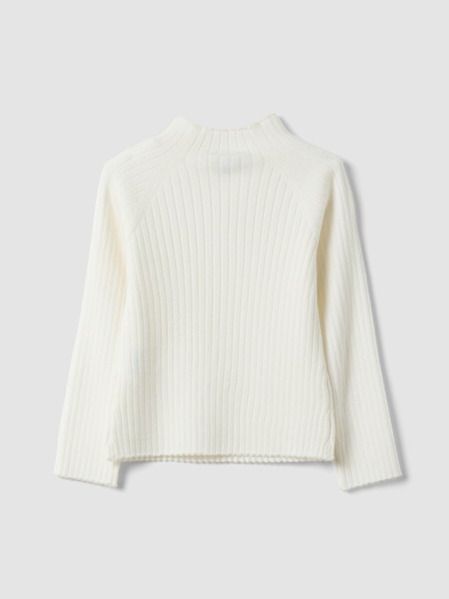 Maglia bianca in misto viscosa a coste con girocollo regular fit_1
