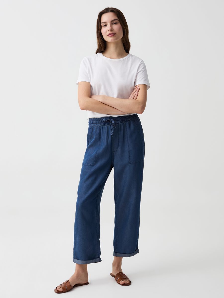 Joggers wide leg effetto denim con risvolti_0