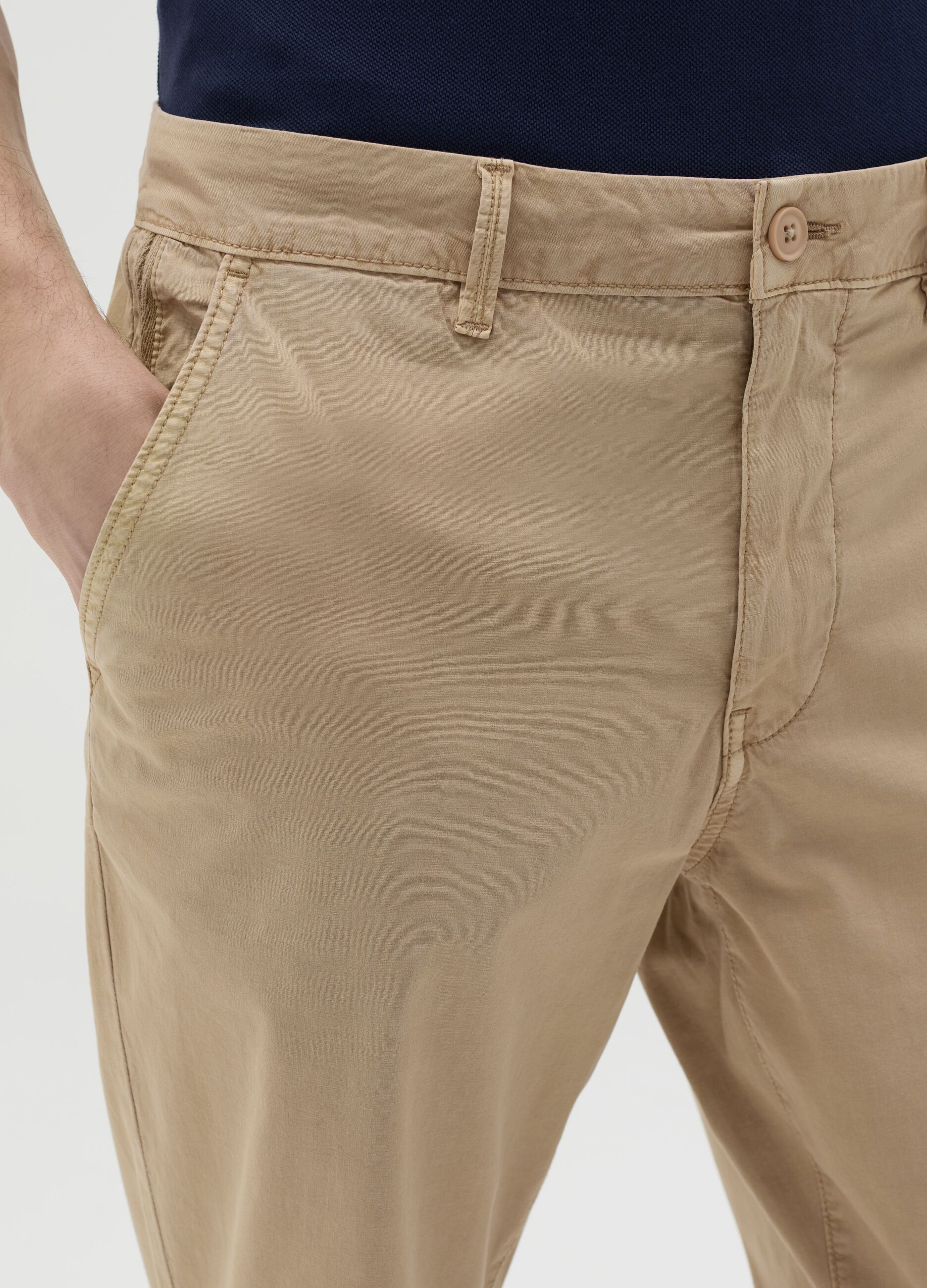Chino trousers in poplin
