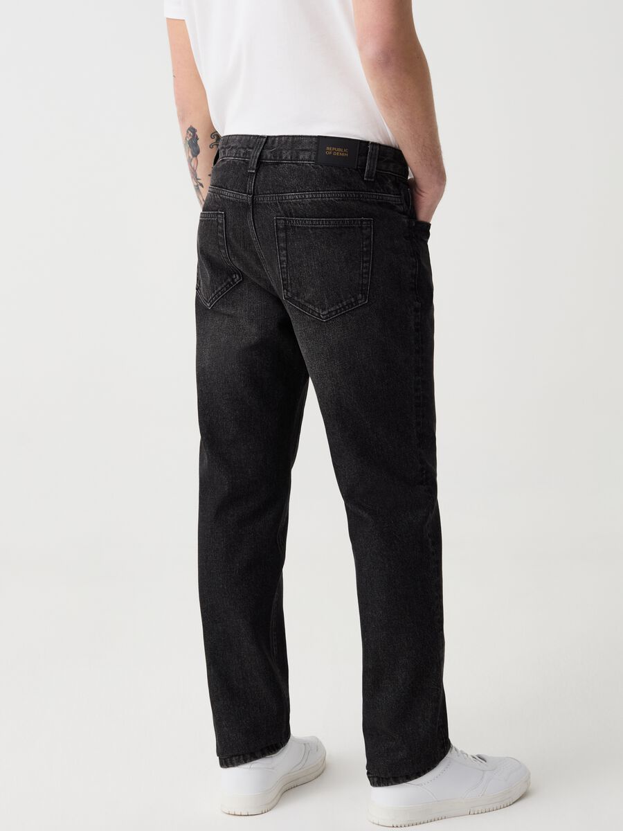 Regular-fit jeans with five pockets_2