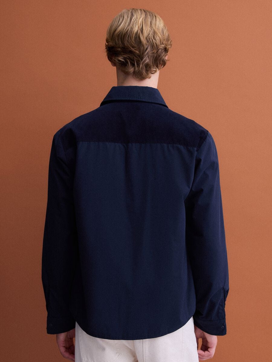 Blue padded regular-fit shacket with patch pockets_3