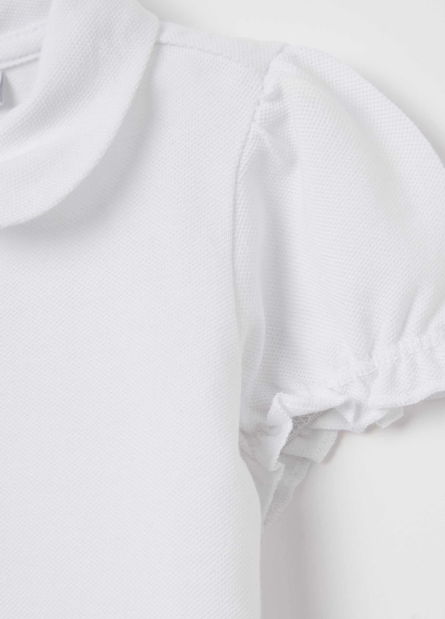 Piquet polo shirt with rounded collar