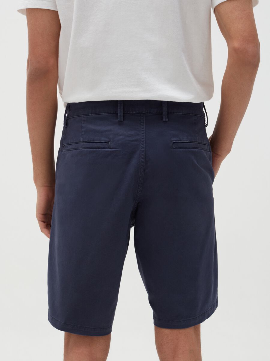 Bermuda chino in cotone e Lyocell_2