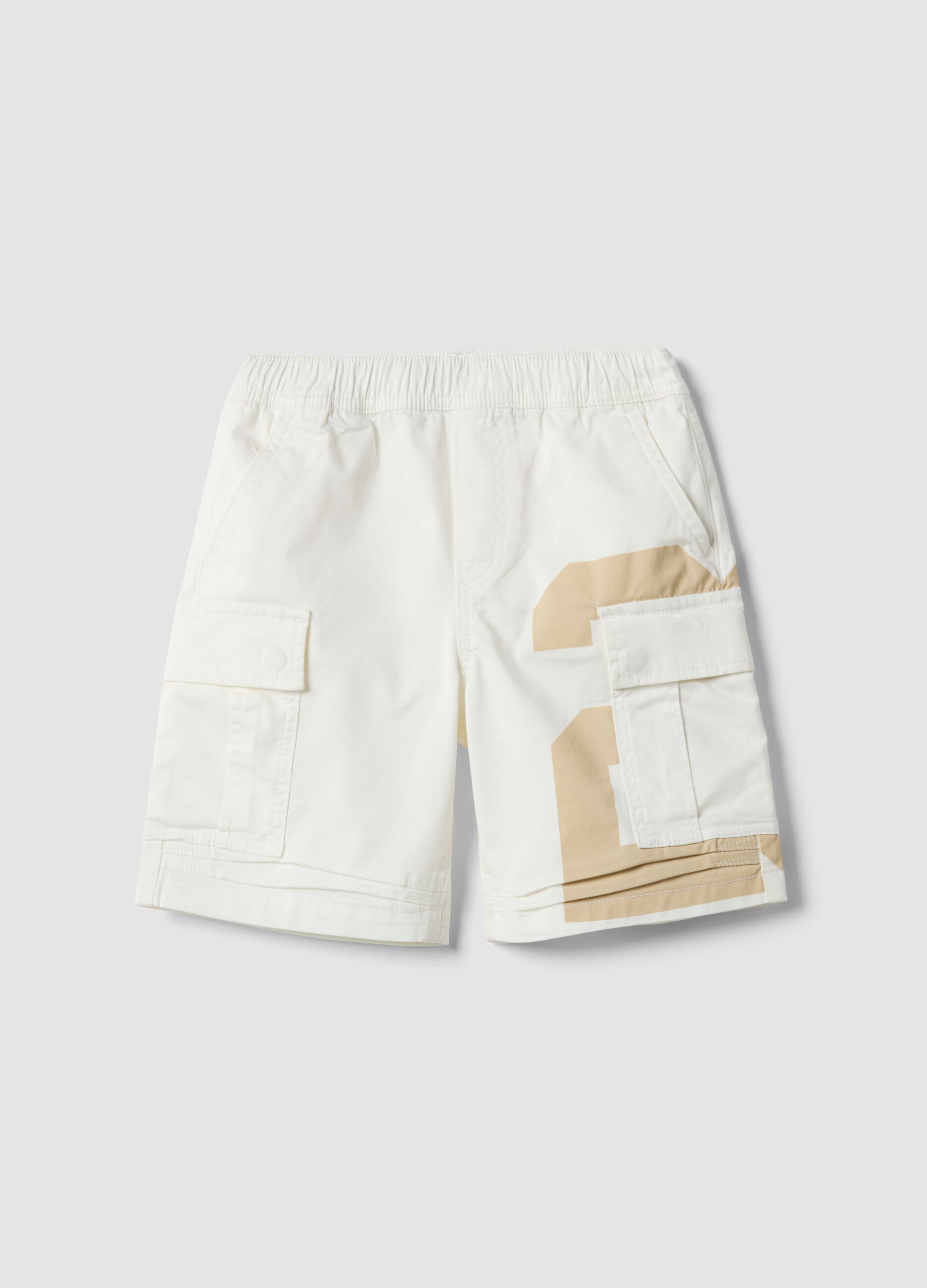 Multicolour stretchy cotton cargo shorts for kids with a baggy fit