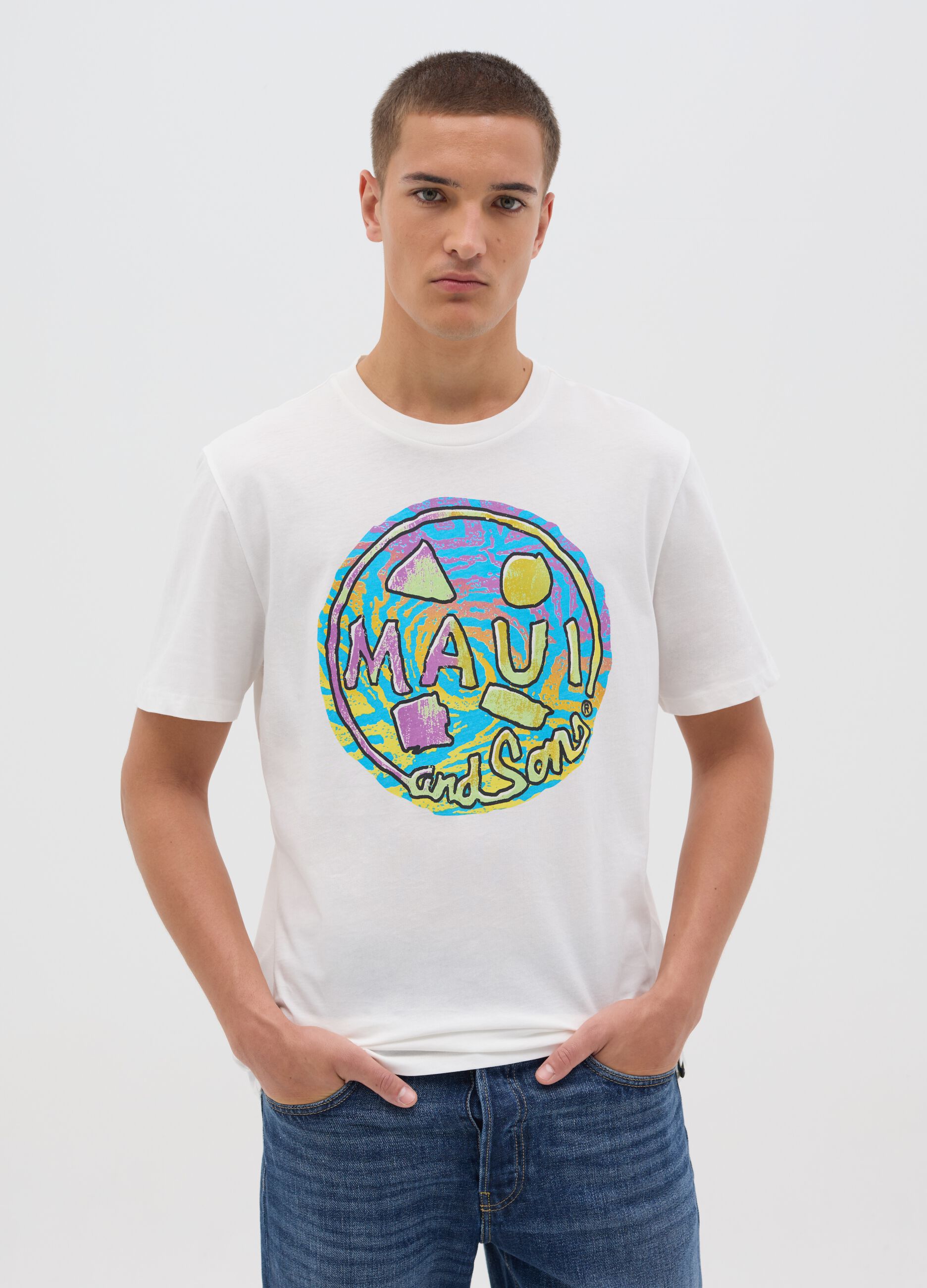 White T-shirt with Maui and Sons logo