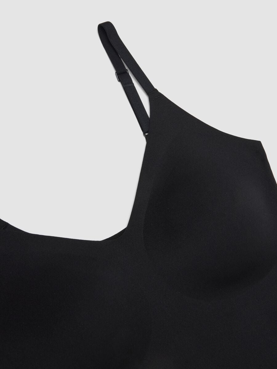 Canottiera nera in tessuto elasticizzato con scollo profondo_5