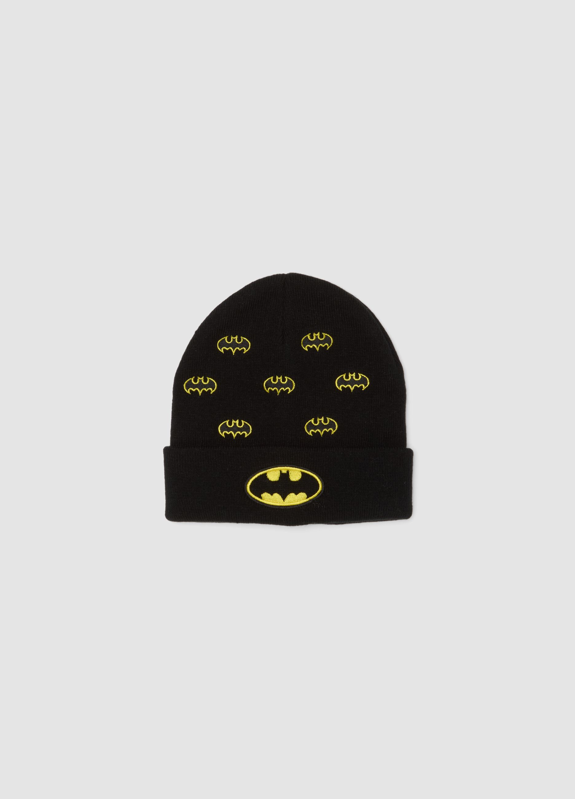 Black beanie with turn-up and Batman print