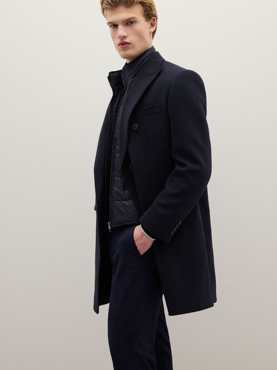 Cappotto blu regular fit con bottoni_1