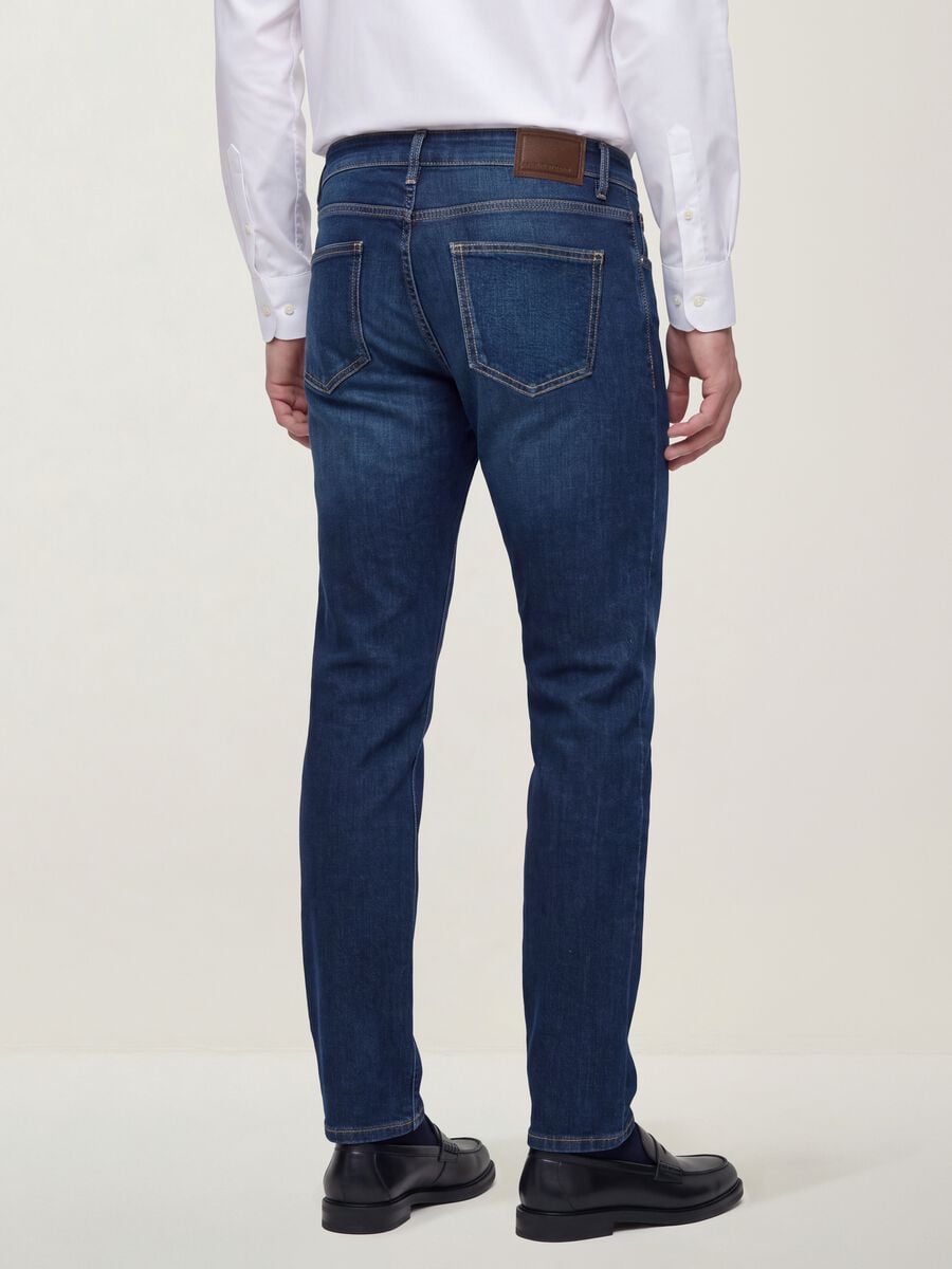Dark-wash slim-fit stretch cotton jeans_2