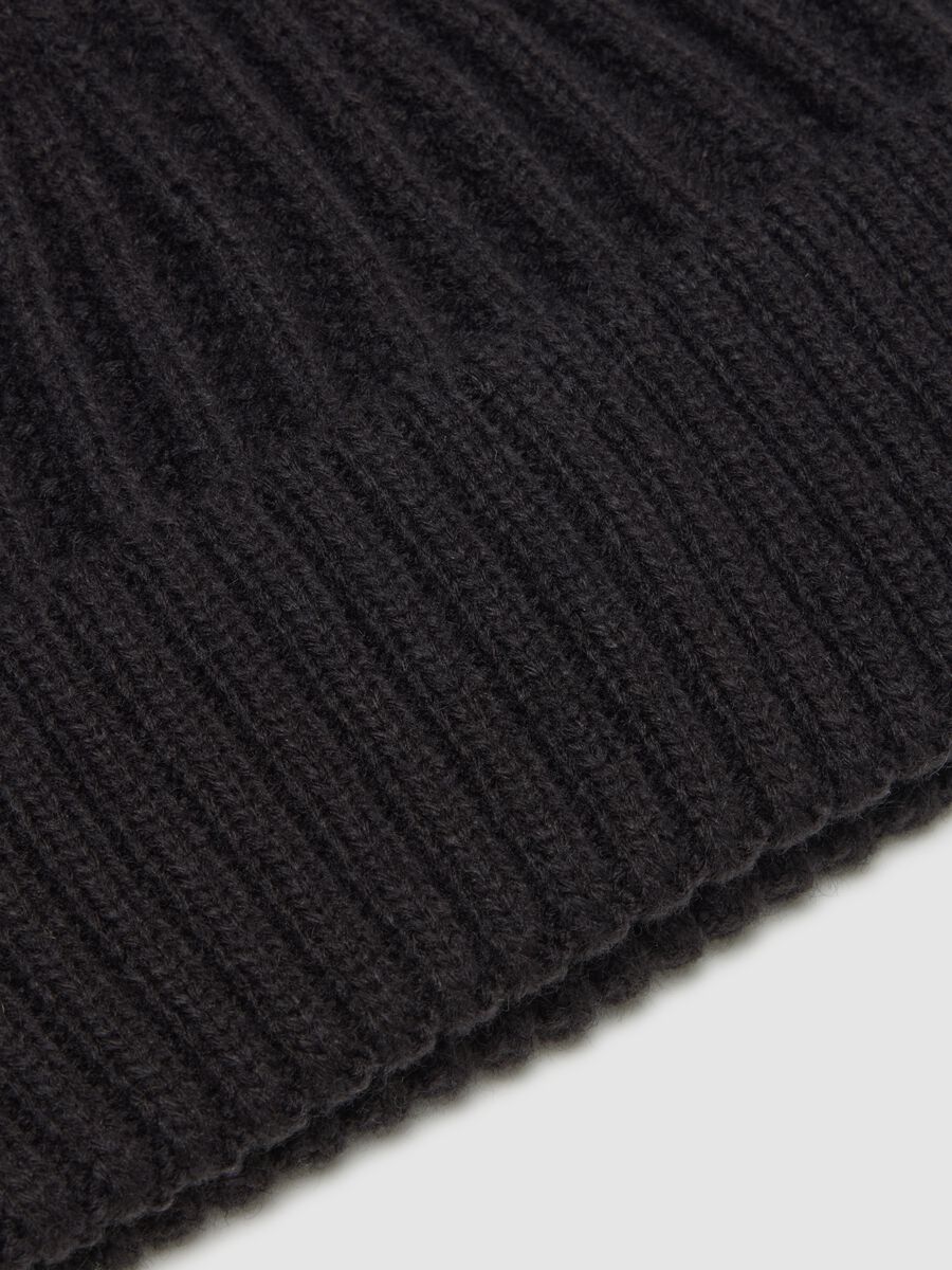 Berretto in maglia nero_1