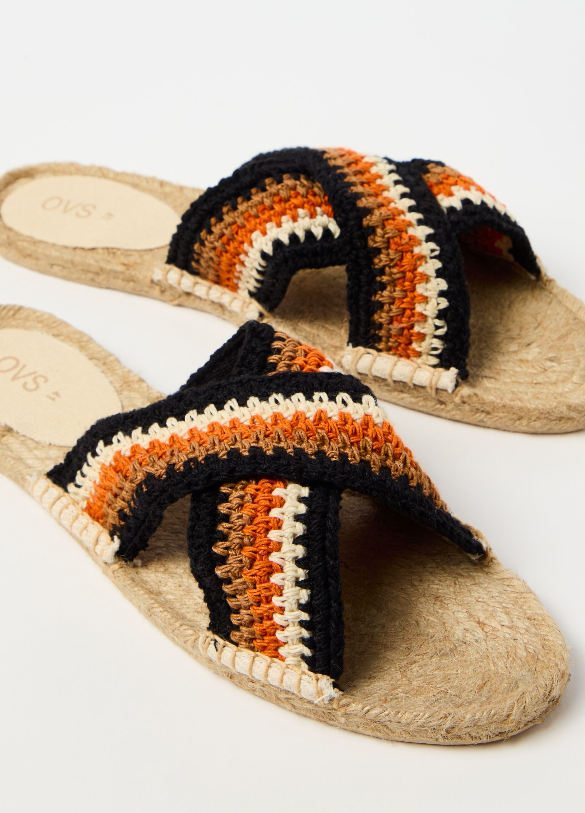 Sandals with crossover crochet straps