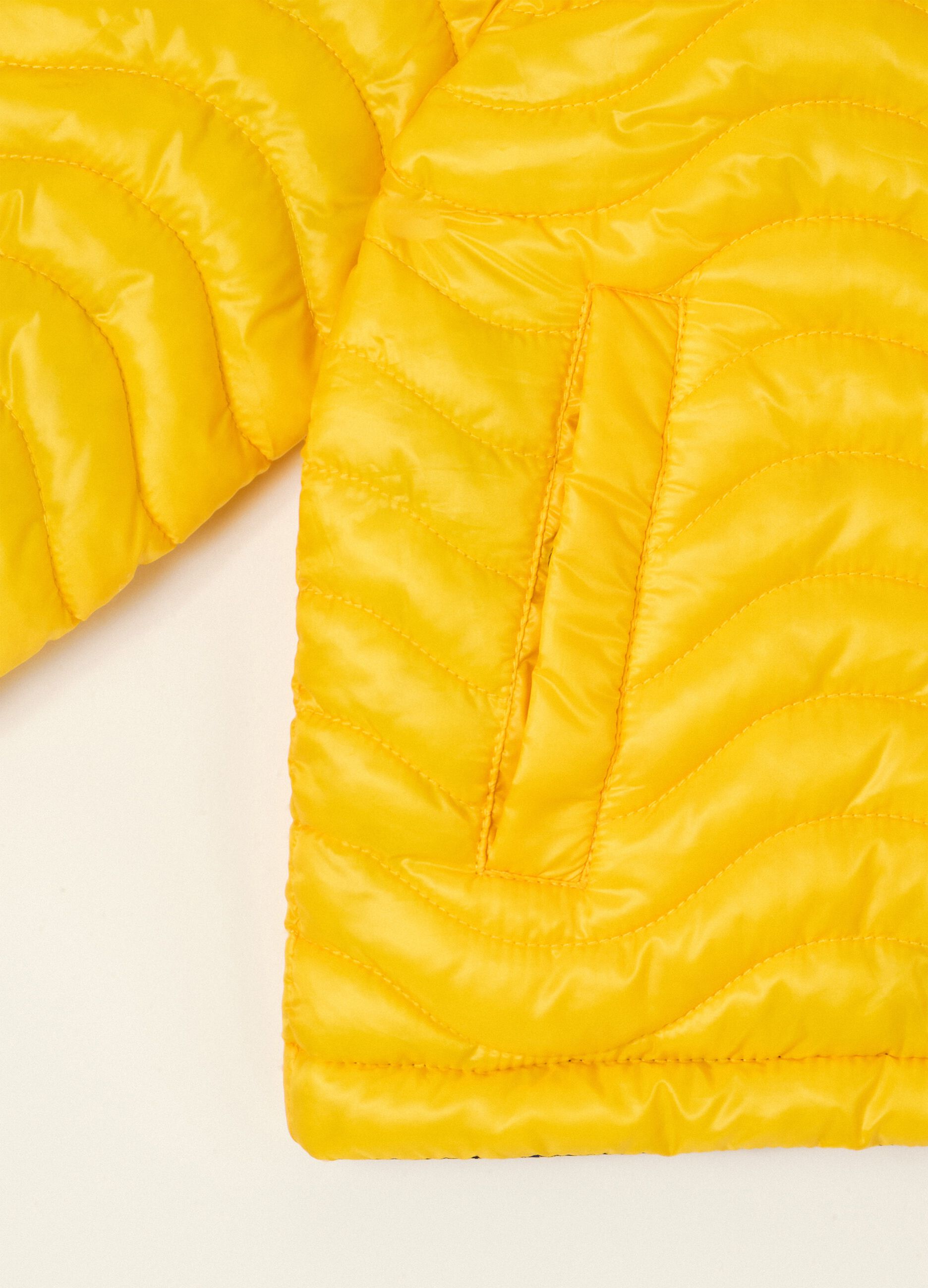 Reversible hooded baby jacket