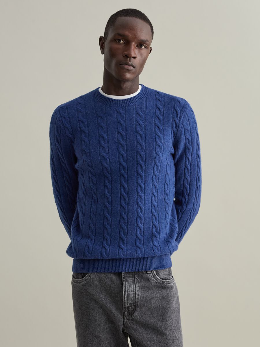 Pullover in cable-knit lambswool_0