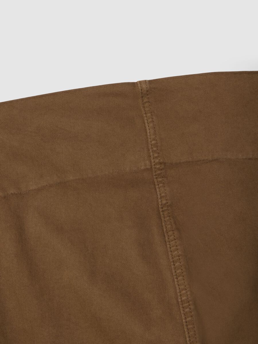 Pantaloni premaman flare in cotone elasticizzato marrone_1