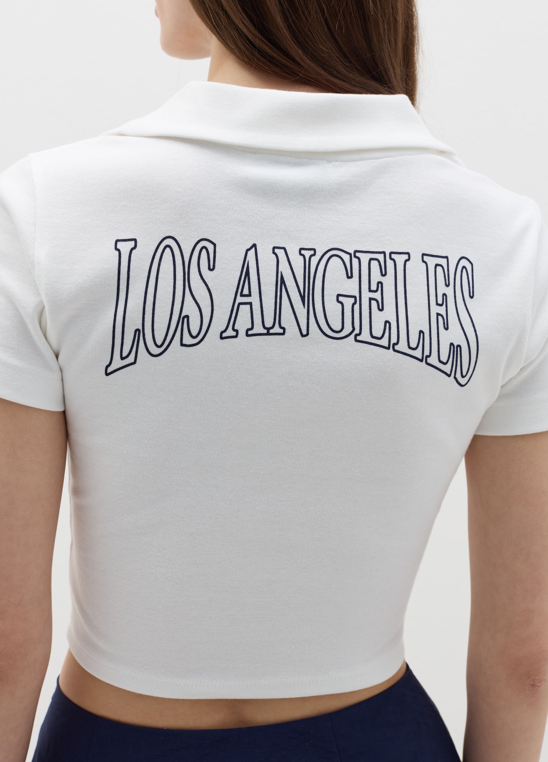 T-shirt con scollo a polo