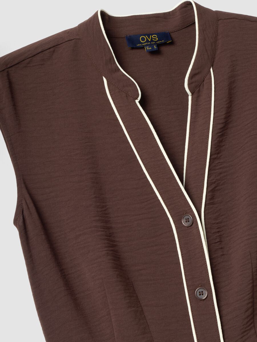 Long brown V-neck button-through dress, regular fit_6