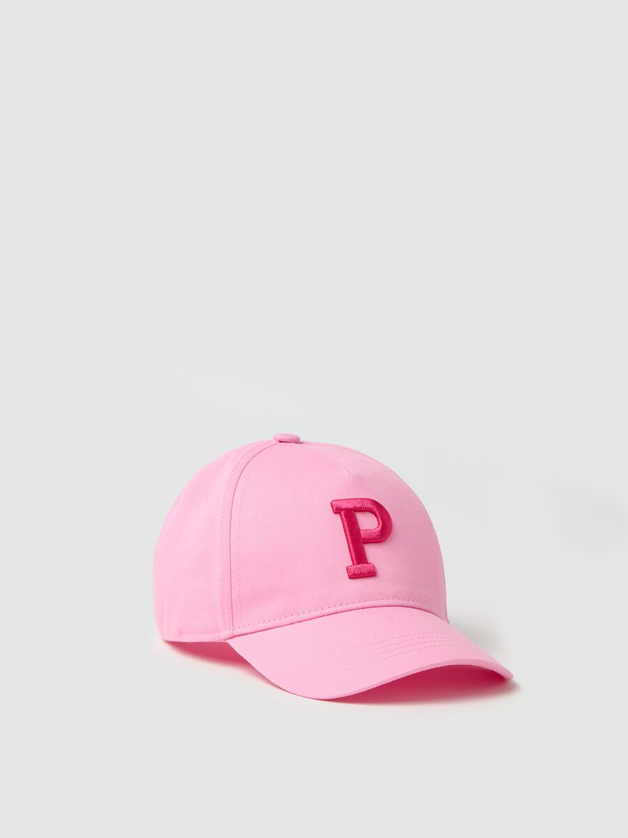 Baseball cap with embroidered logo_0