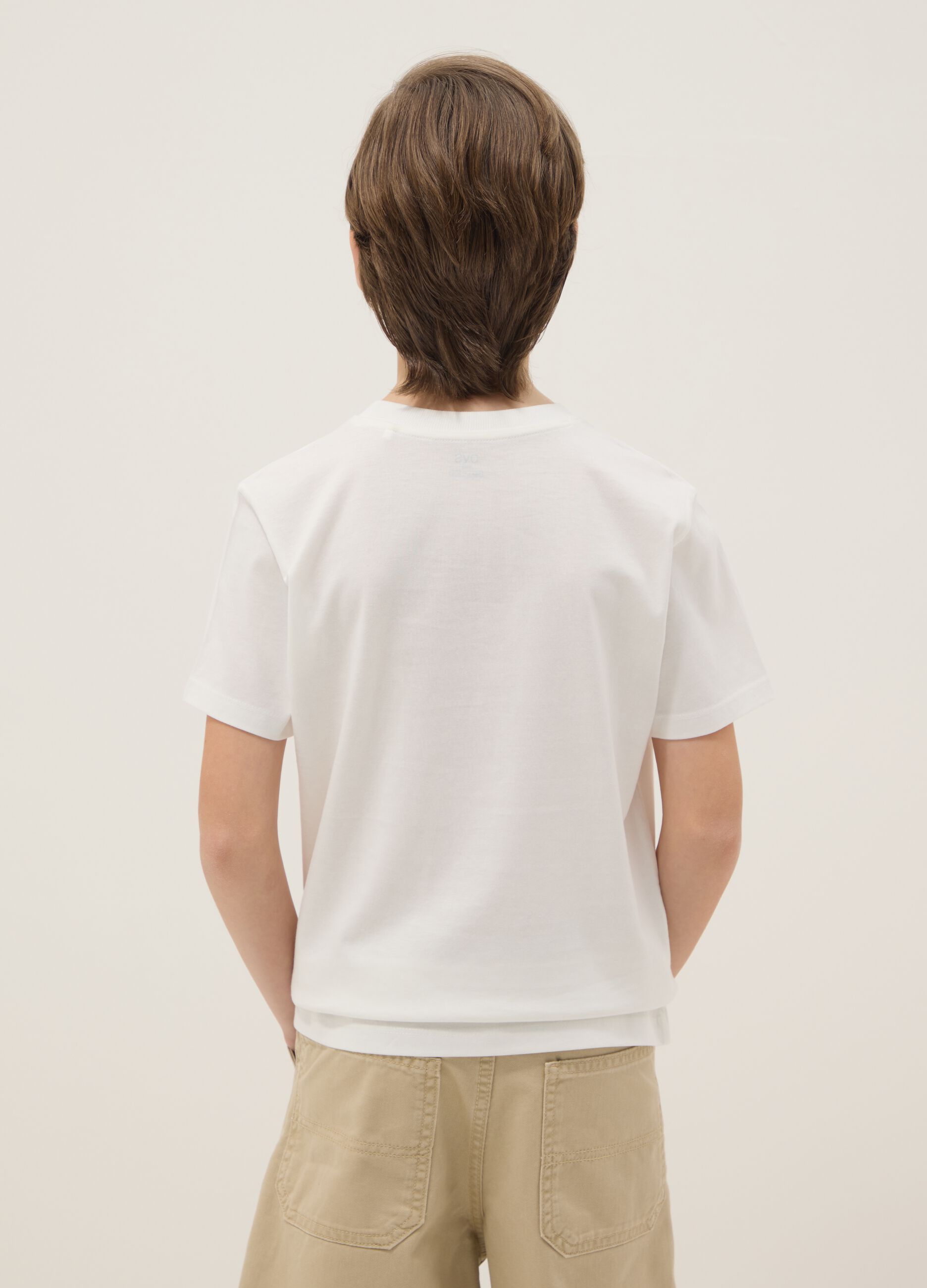 T-shirt in puro cotone bianca da ragazzo regular fit con stampa