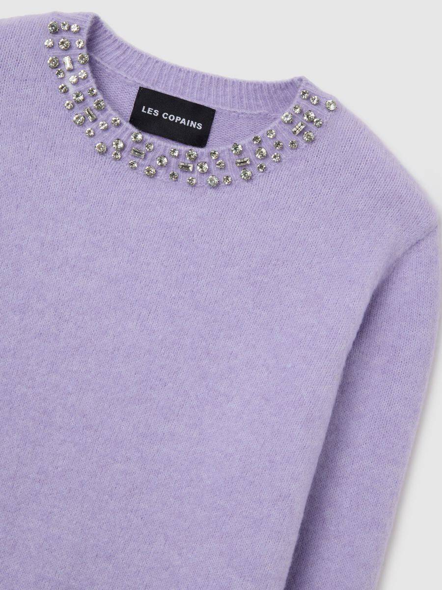 Purple regular fit jumper with decorated collar_5