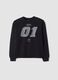 Felpa nera girocollo in puro cotone organico a tema racing relaxed fit_0
