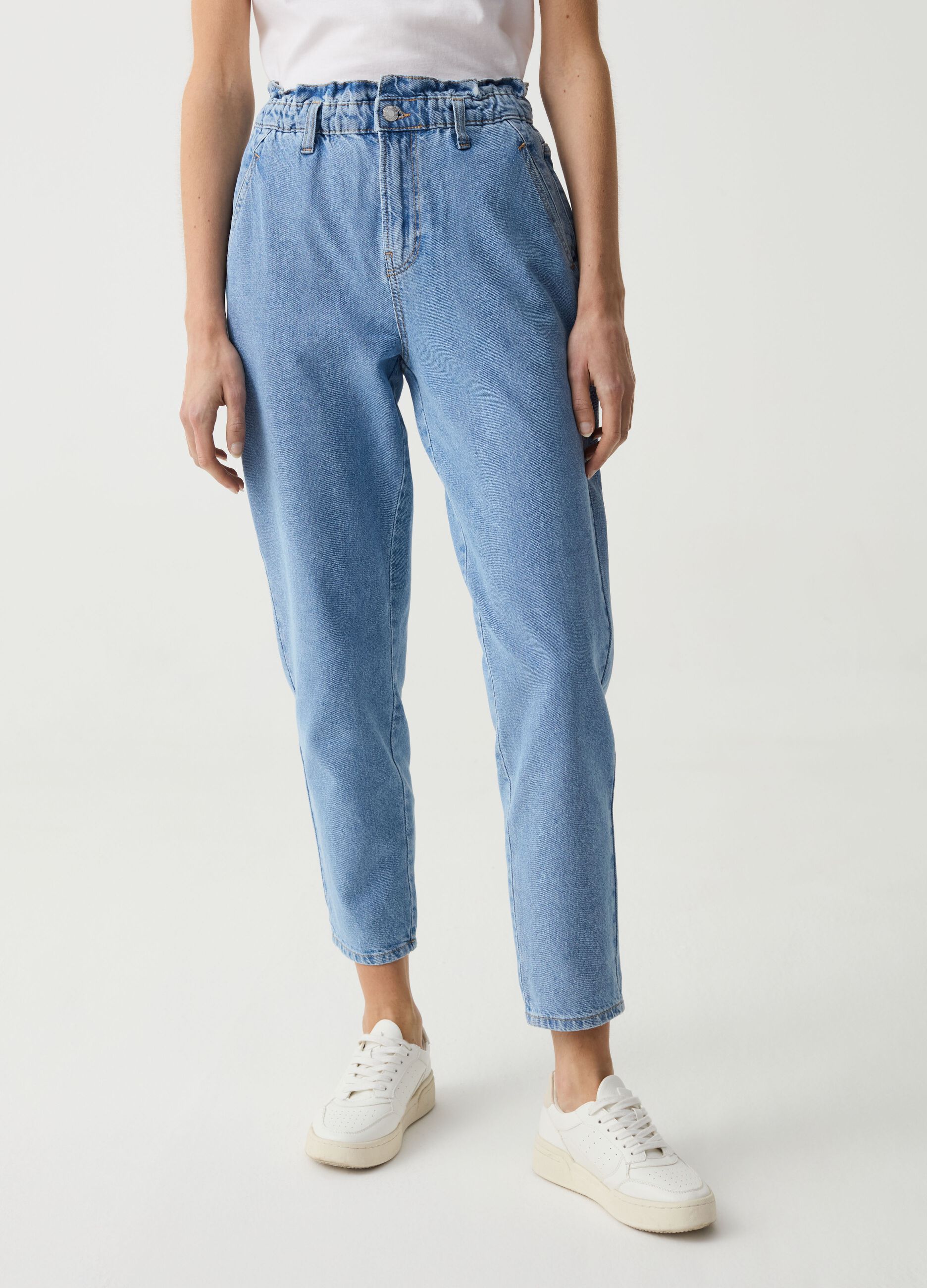 Mum-fit cropped jeans