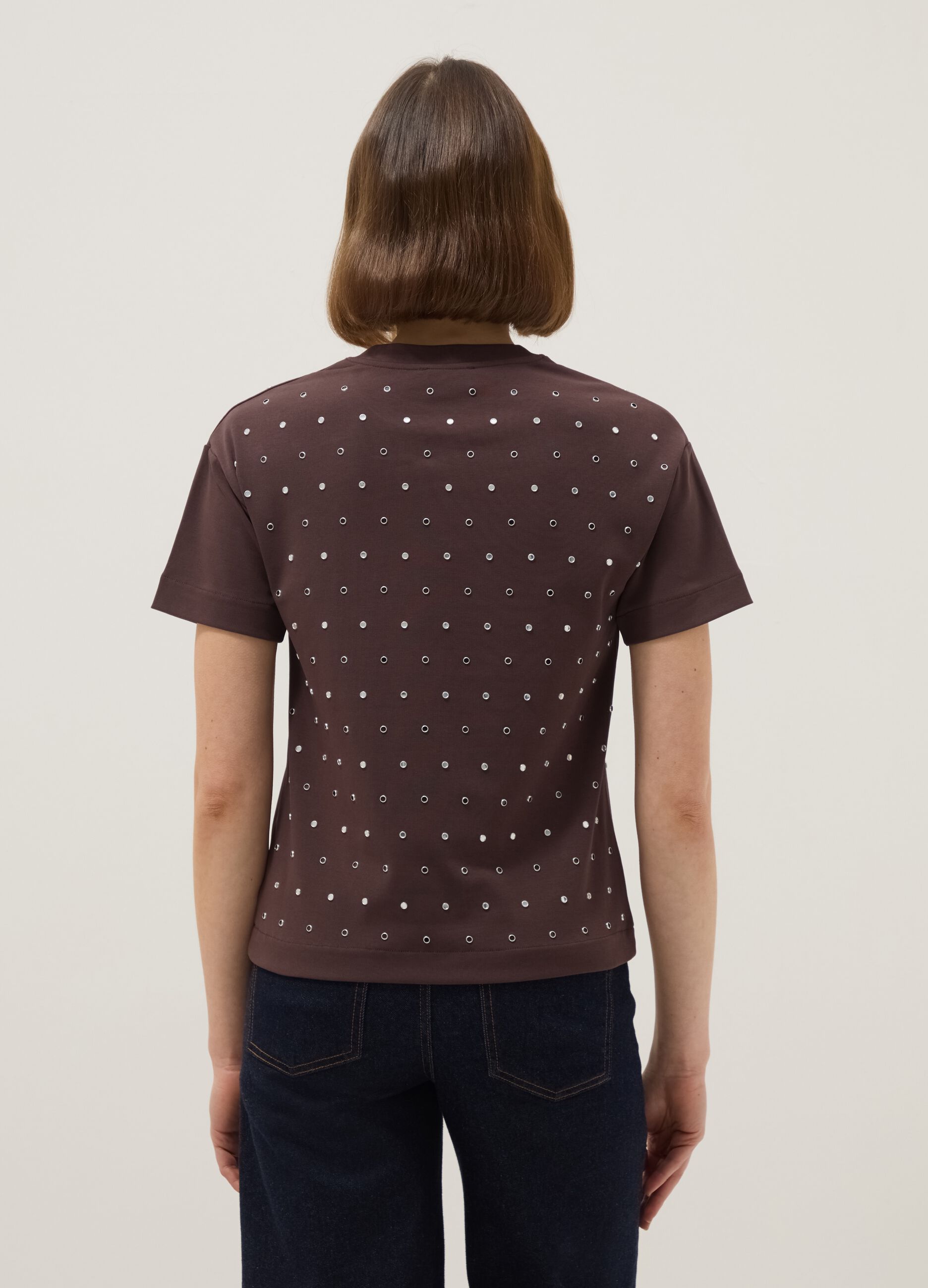 Brown stretch cotton T-shirt with studs, regular fit