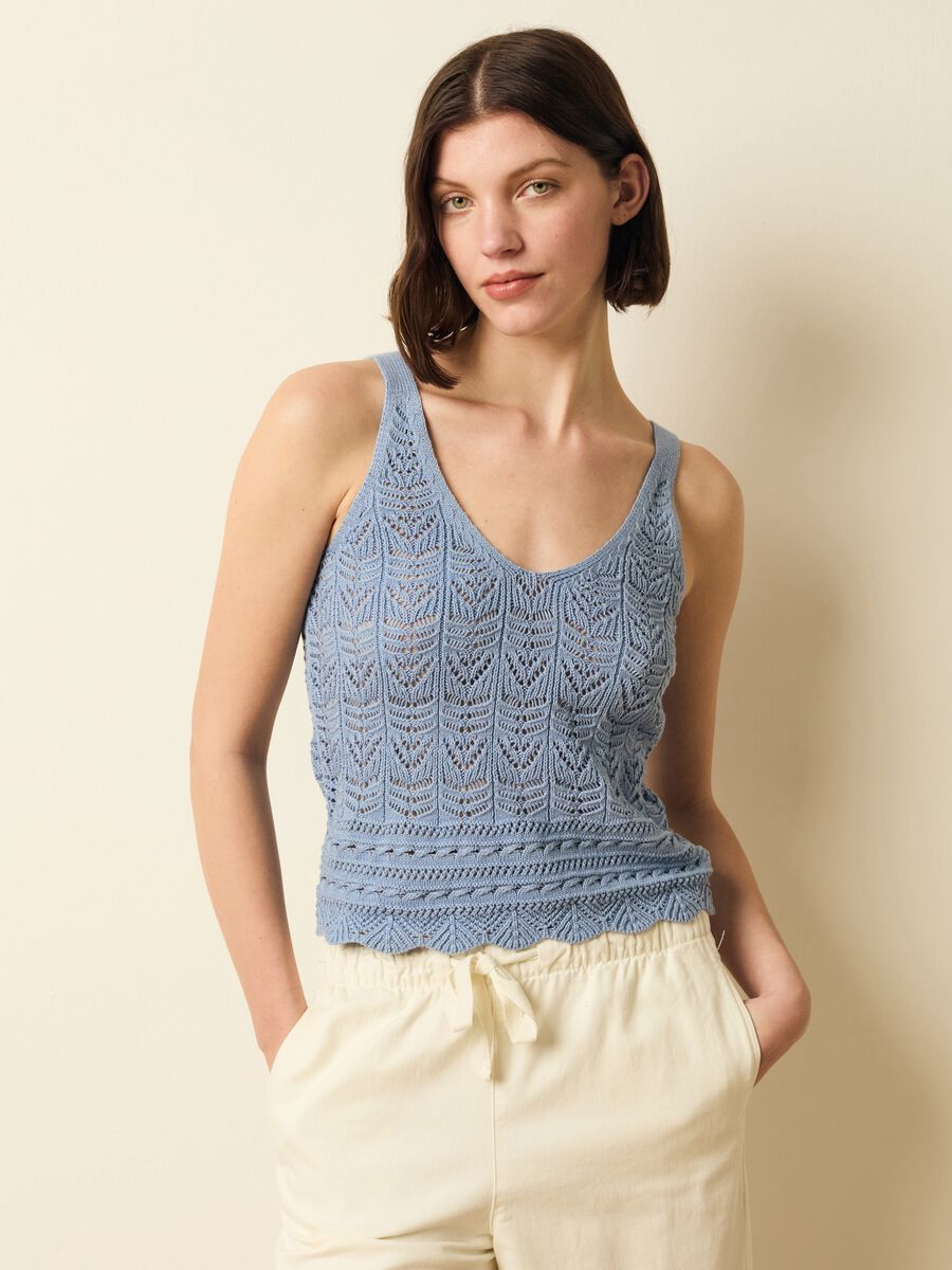 Crochet tank top with V neck_0