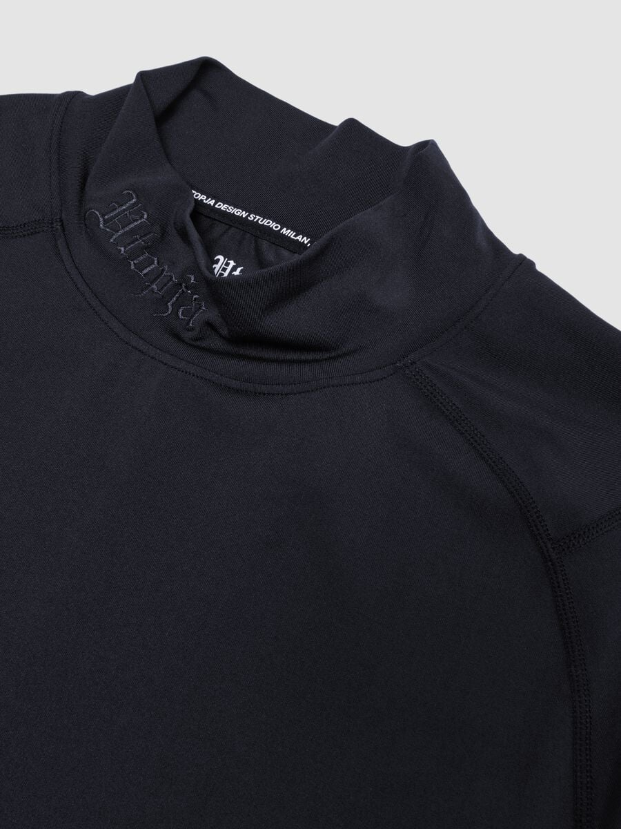 Technical Mock-Neck Longsleeve Black_6