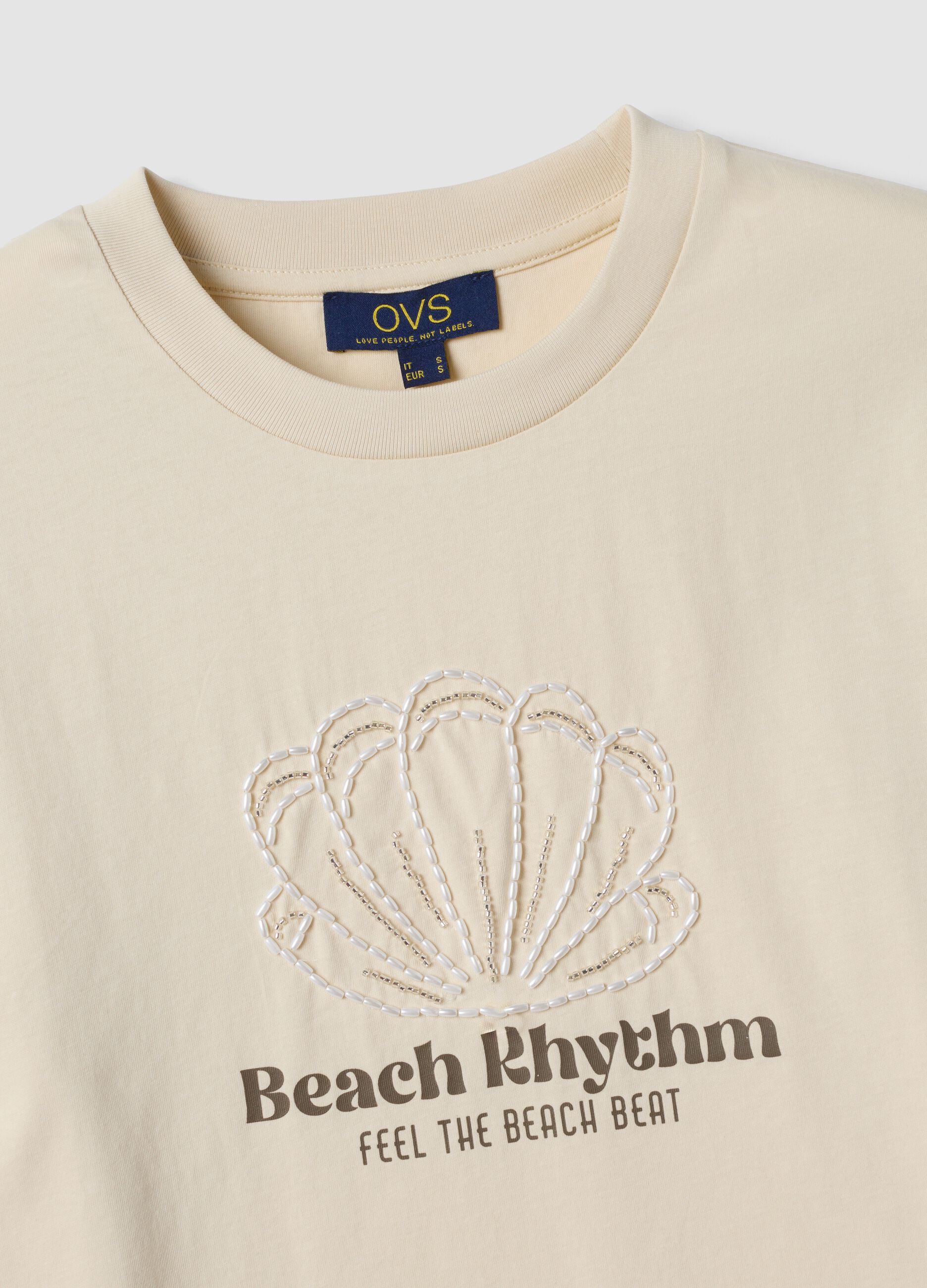 Beige short-sleeved pure cotton T-shirt with embroidery