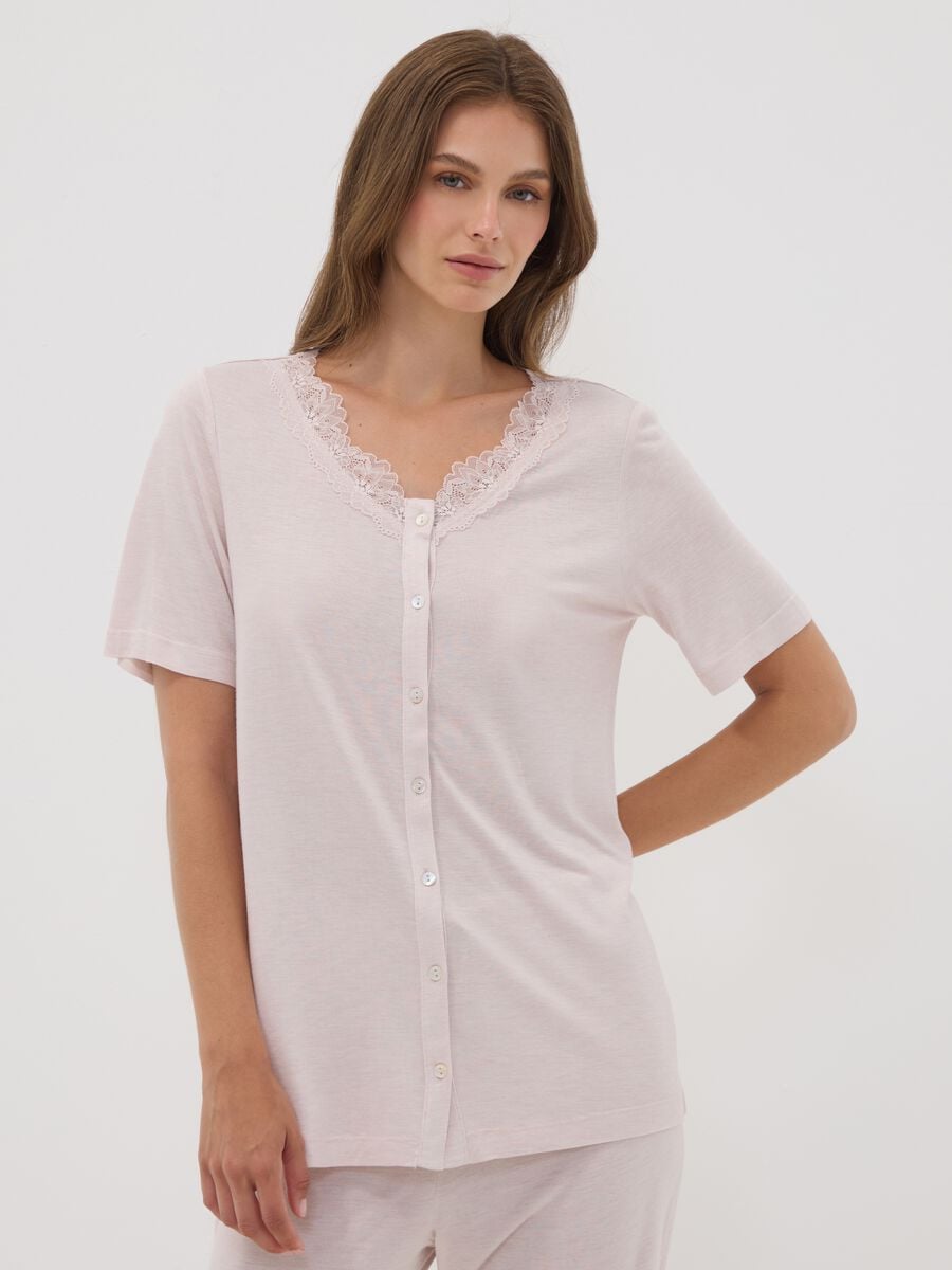 Pink pure viscose pyjama with lace V-neck, regular fit_1