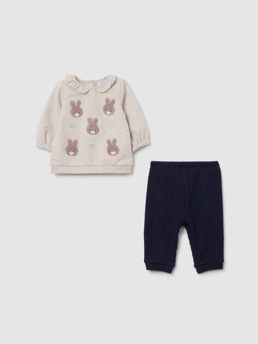 Set pullover pantalone multicolor da neonata con volant e decori_0