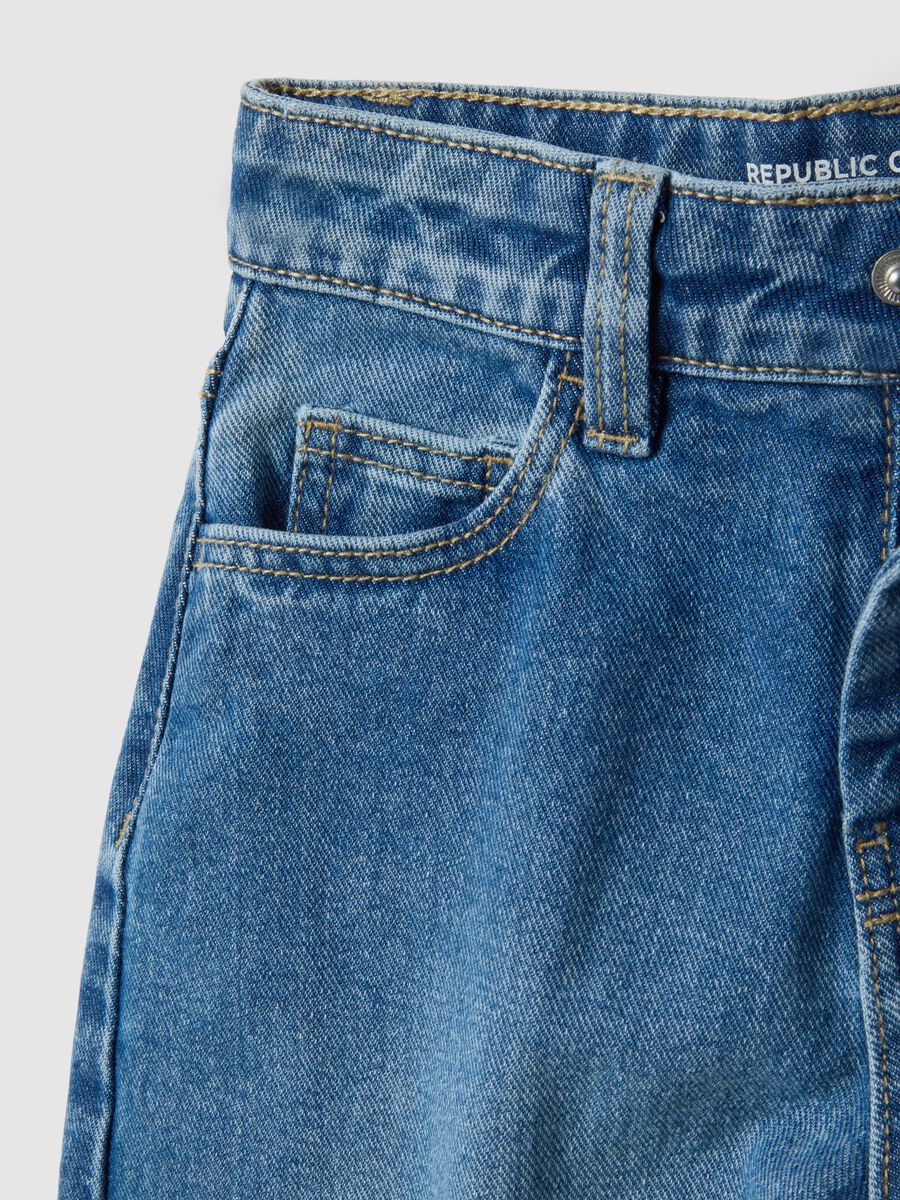 Jeans in puro cotone blu balloon fit da bambina_3