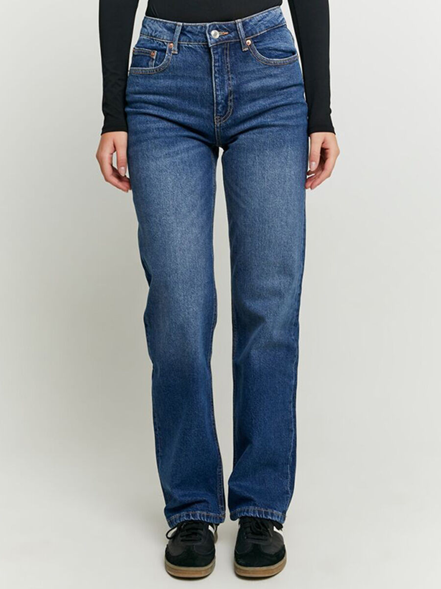 Women's blue denim regular fit jeans_1