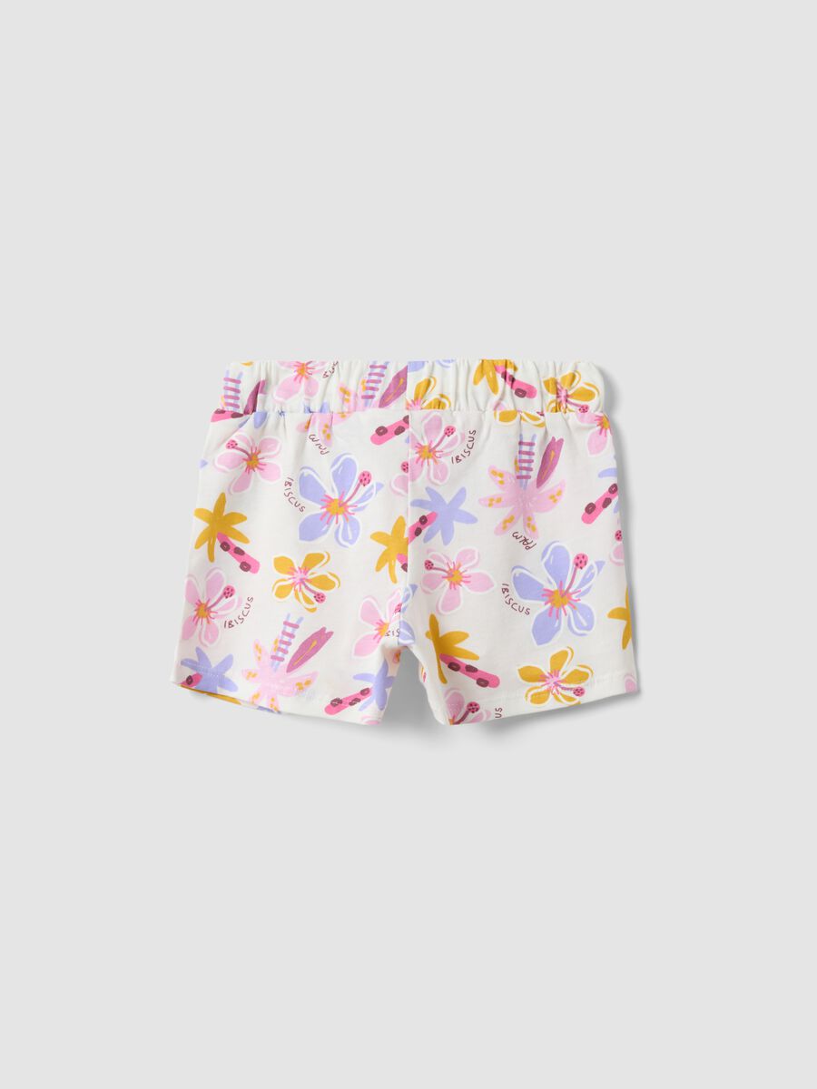 White organic cotton floral shorts for baby girls_1