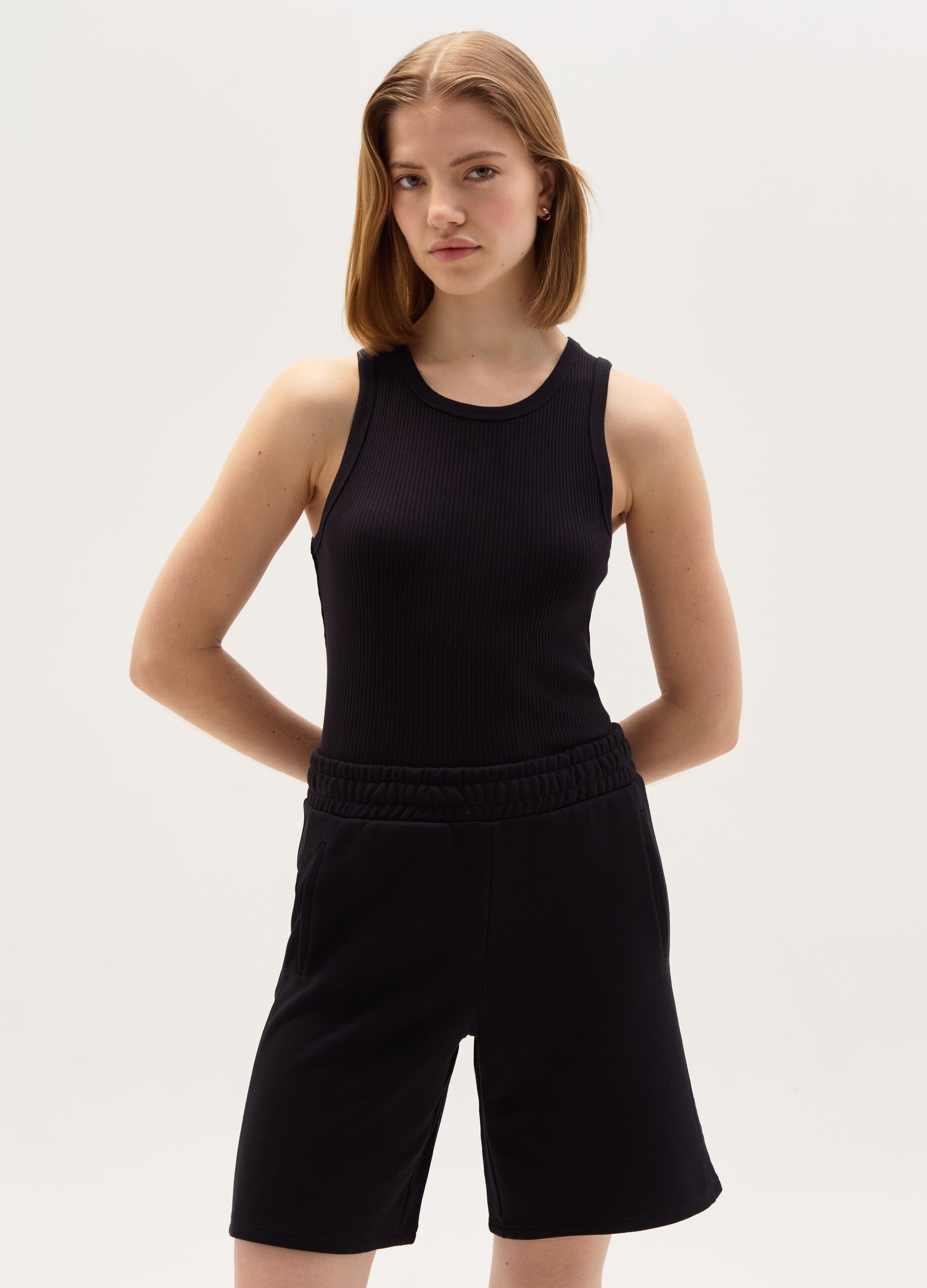 Essential Bermuda joggers in fleece