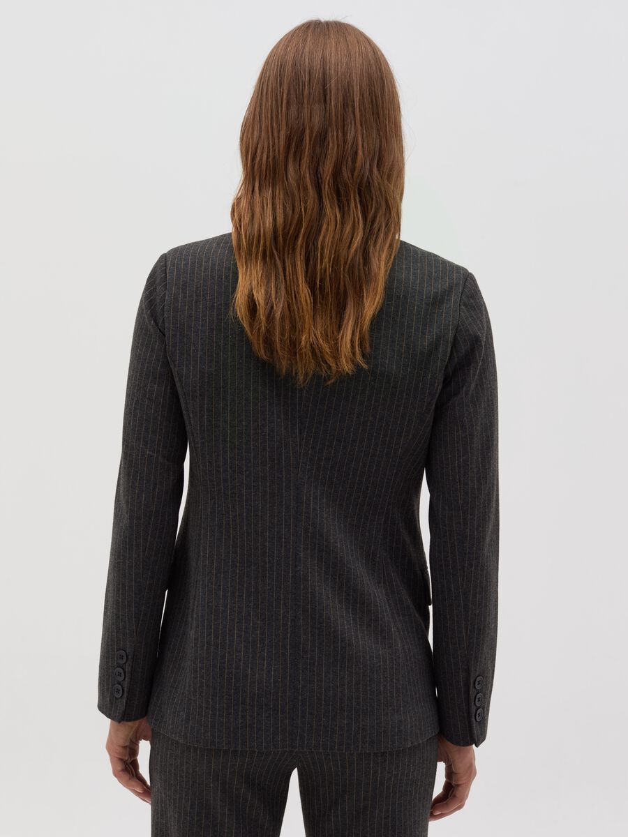 Blazer gessato monopetto_3